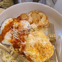 Yucas bravas